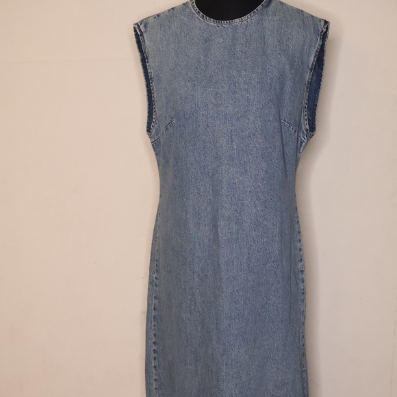 Zara's Chic Denim Women O Neck Sleeveless Dress - Picture 1 of 16